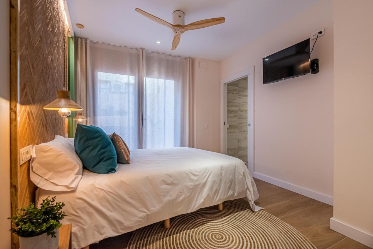 Vestal Suites Domo Камбрильс Экстерьер фото